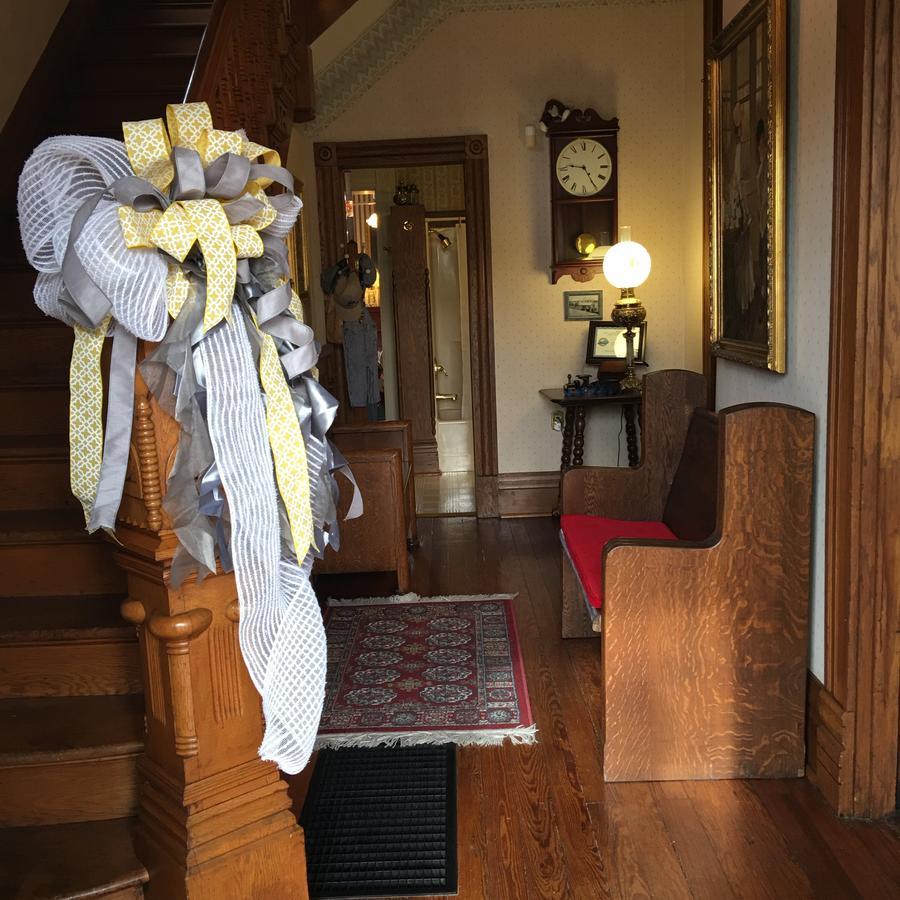 L&N Bed And Breakfast Ltd Henderson Bagian luar foto